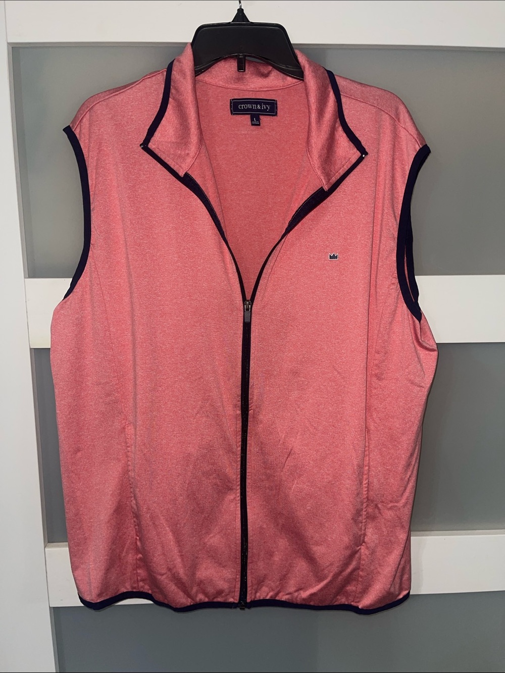 crown & ivy Coral Sleeveless Zip Front Vest with Navy Trim